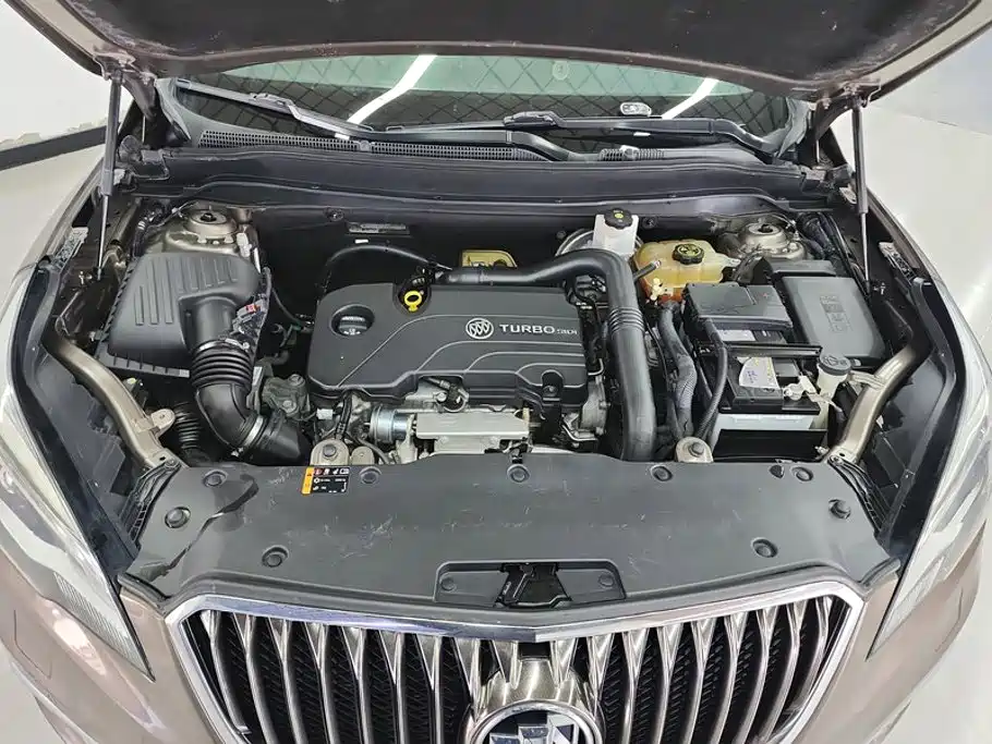 Buick Envision Plus — миниатюра 10