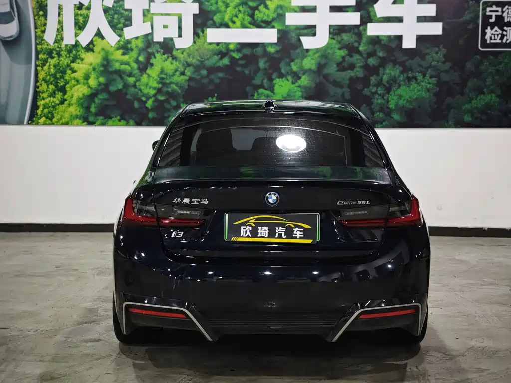 BMW i3 — миниатюра 12