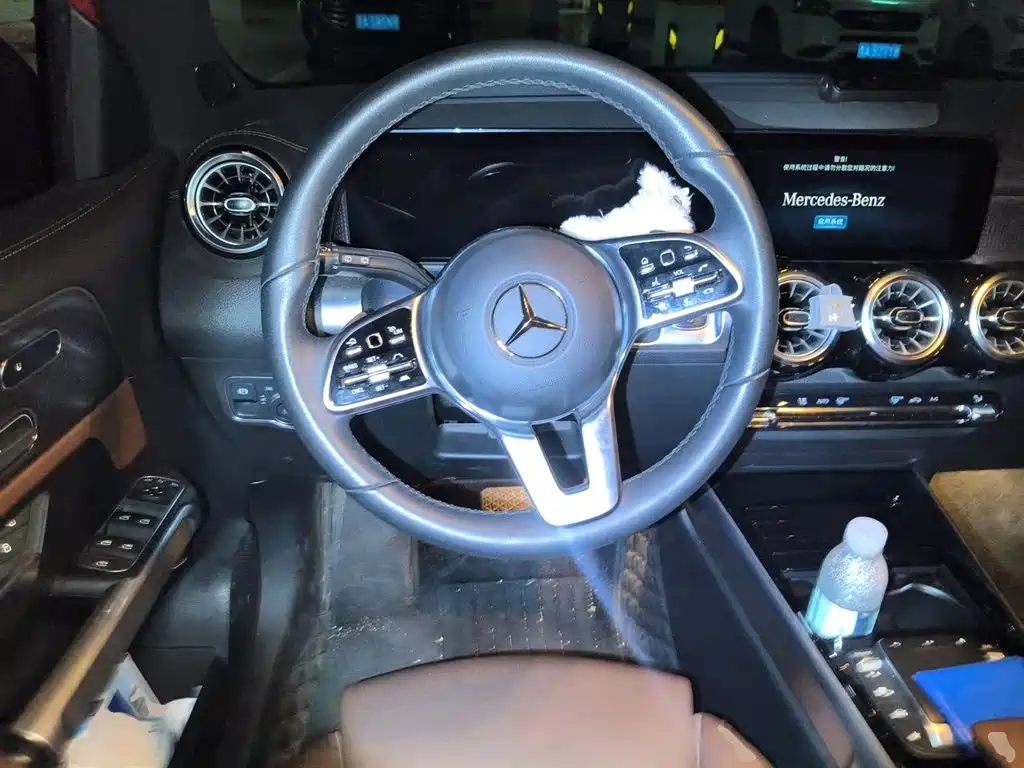 Mercedes-Benz GLB — миниатюра 6