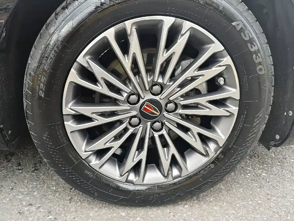 Hongqi Hongqi H5 — миниатюра 15