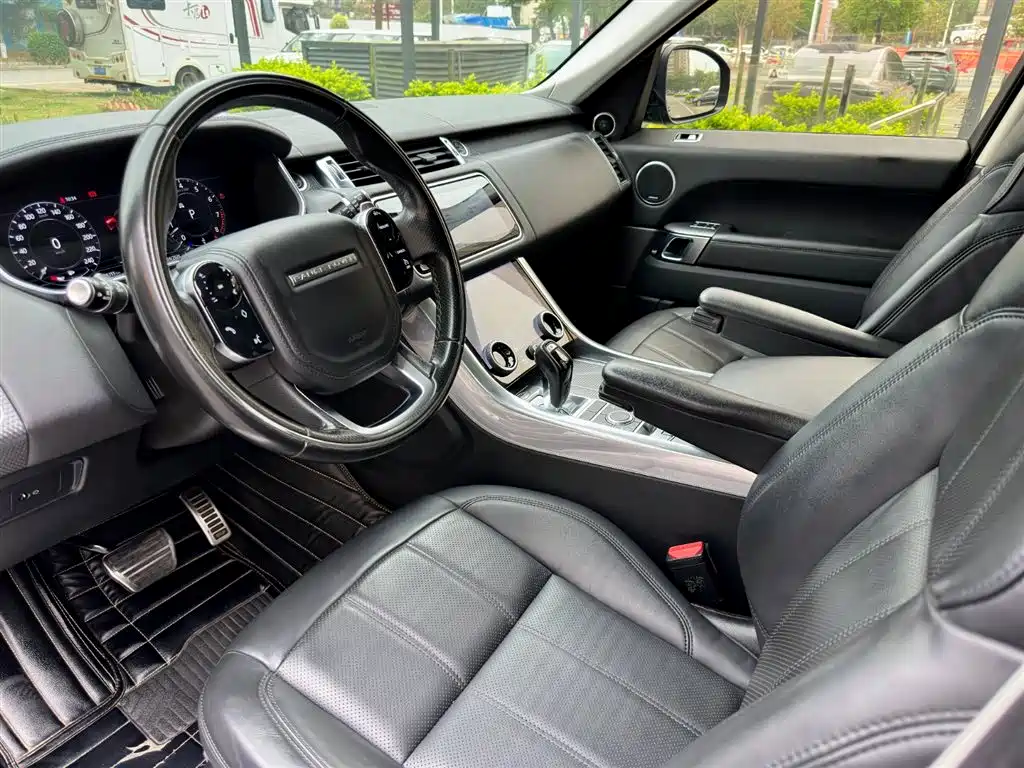 Land Rover Range Rover Sport 2018 3.0 SC V6 HSE DYNAMIC