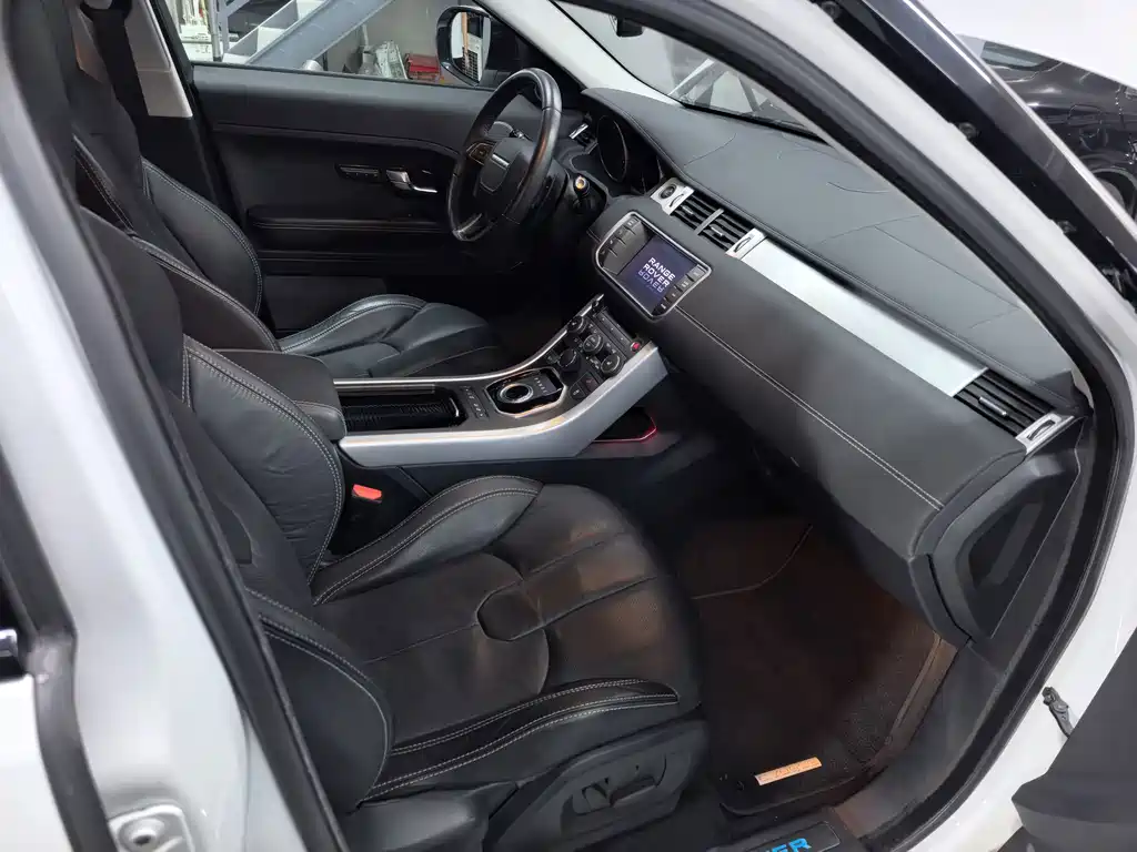 Land Rover Evoque (Import) — миниатюра 12