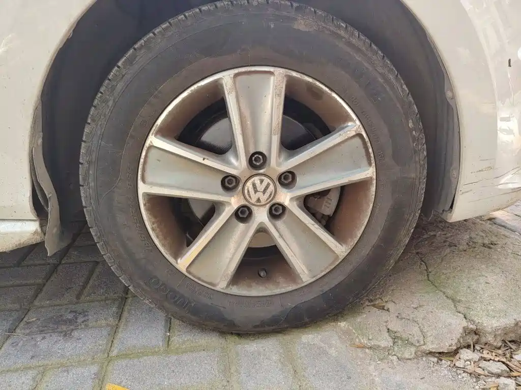 Volkswagen Polo — миниатюра 8