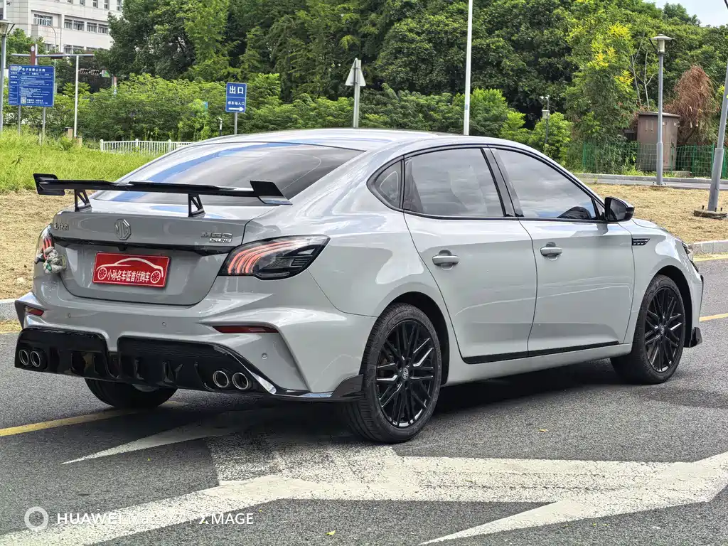 MG MG6 — миниатюра 12