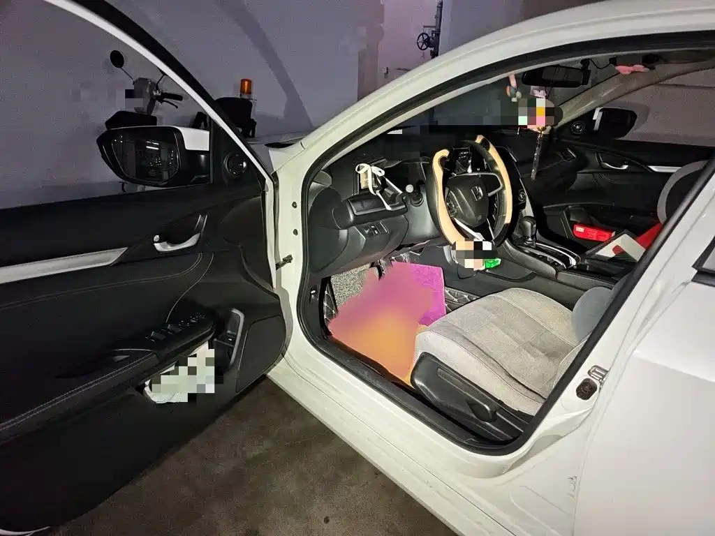 Honda Civic — миниатюра 14