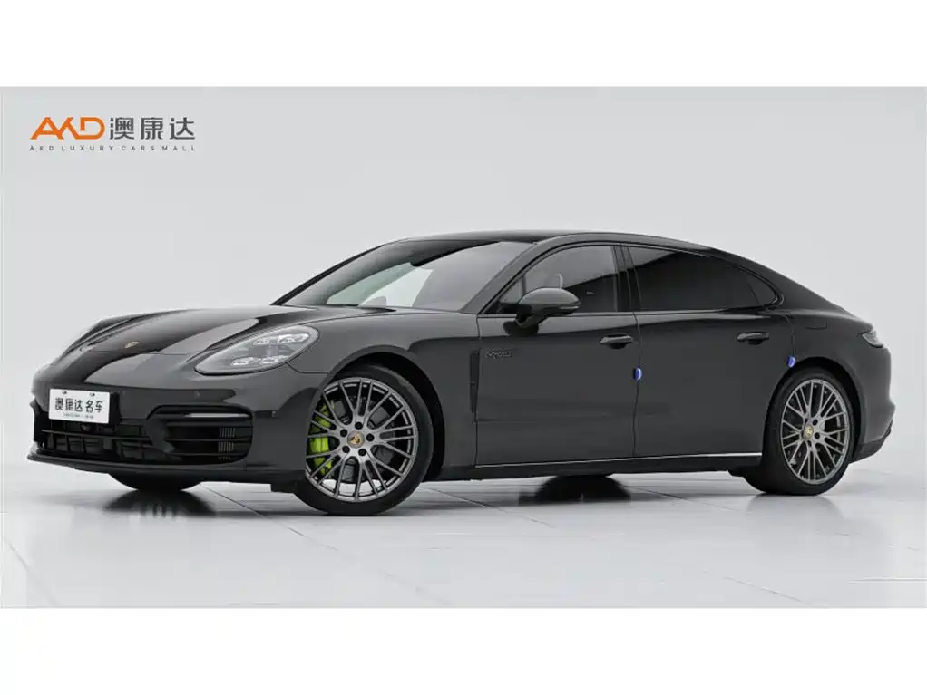 Porsche Panamera 4