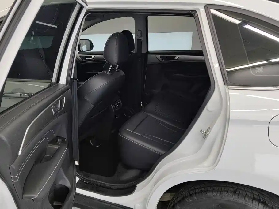 Haval M6 — миниатюра 11