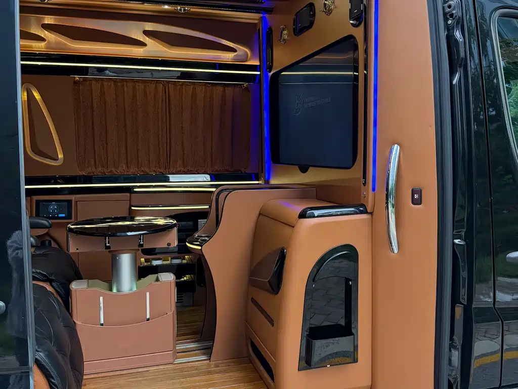Mercedes-Benz Sprinter — миниатюра 15