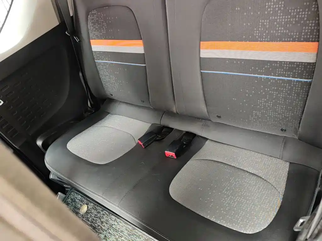 Wuling MINIEV — миниатюра 17