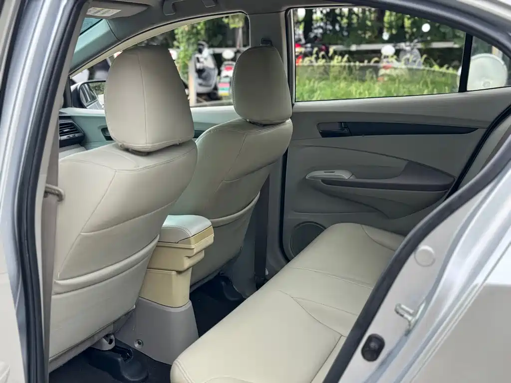 Honda City Classic — миниатюра 6