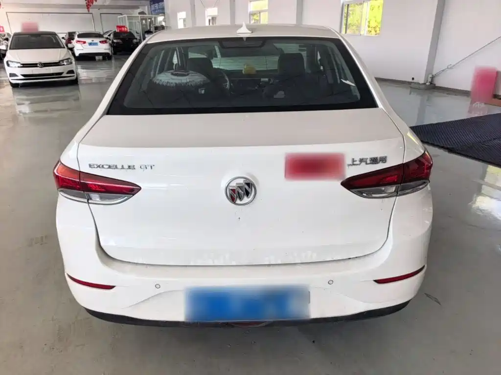 Buick Excelle — миниатюра 4