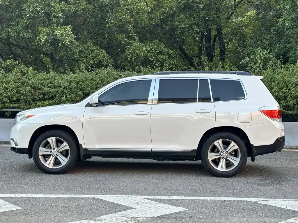 Toyota Highlander — миниатюра 7