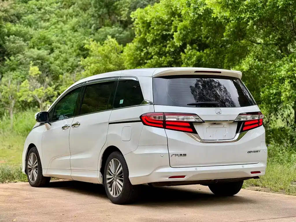 Honda Odyssey — миниатюра 4