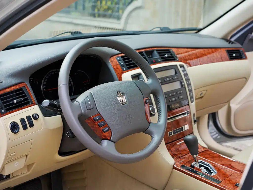 Toyota Crown 2007 2.5L Royal