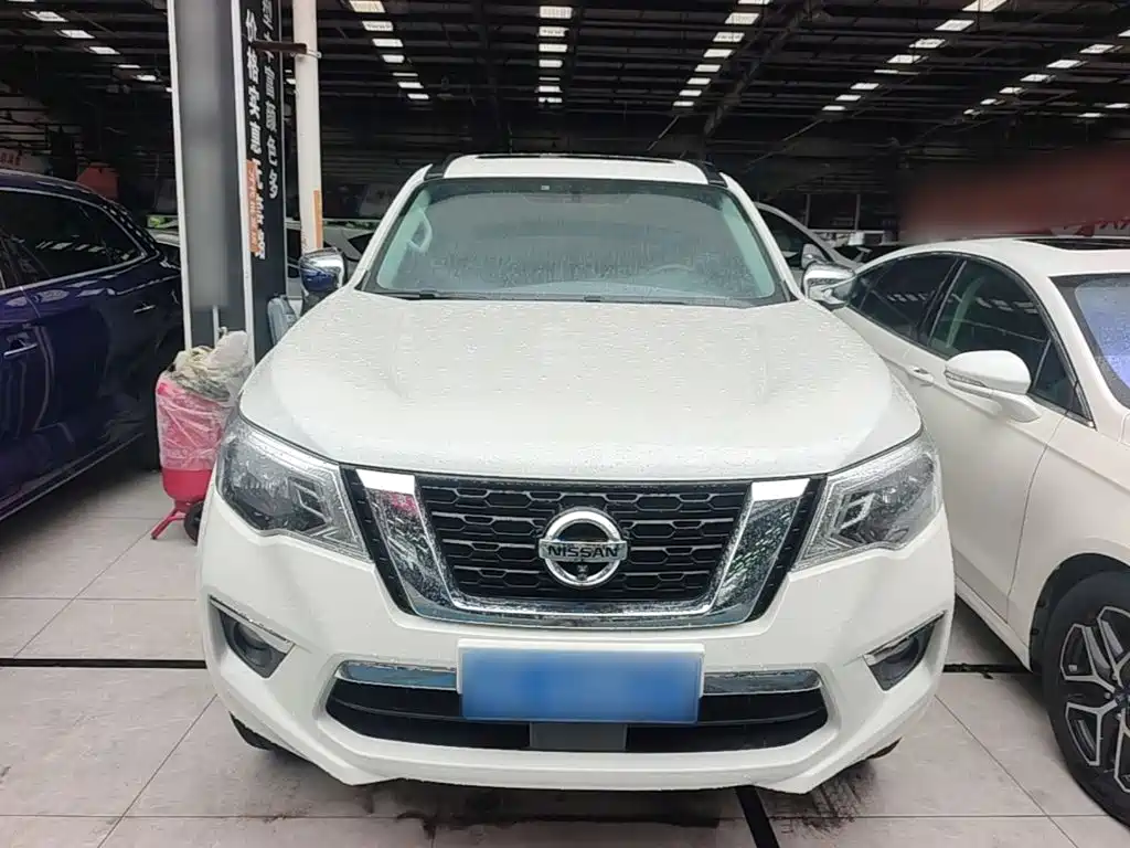 Nissan Terra — миниатюра 3