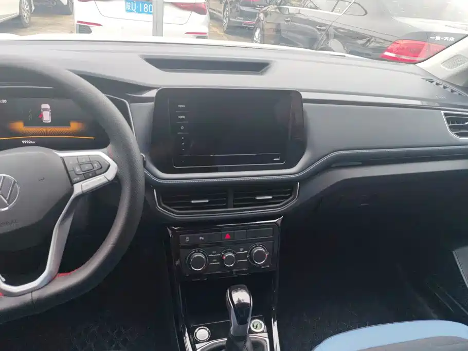 Volkswagen Tharu — миниатюра 13