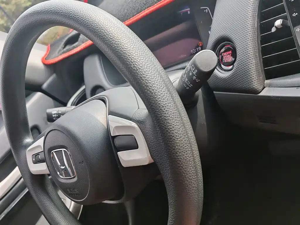 Honda Fit — миниатюра 17