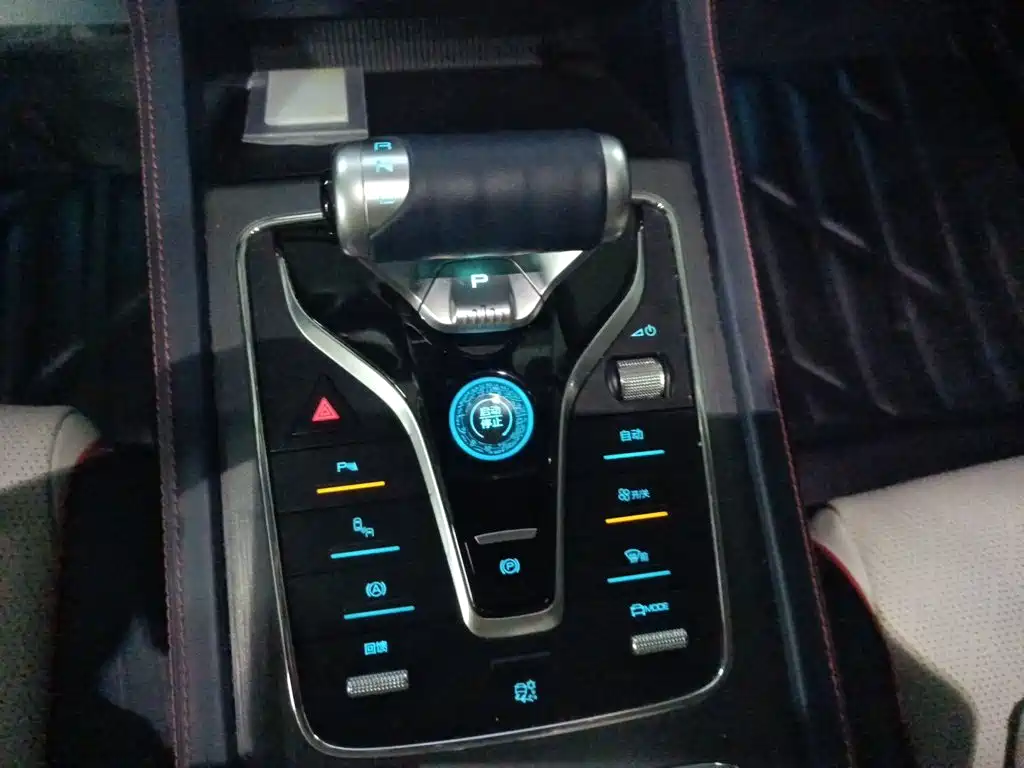 BYD Yuan Plus — миниатюра 15