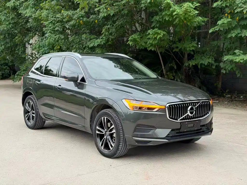 Volvo XC60 2019 T5 V