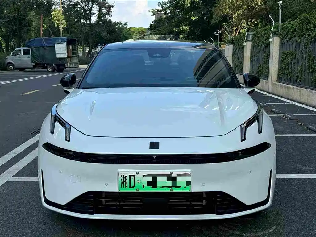 Lynk & Co 07 EM-P — миниатюра 3