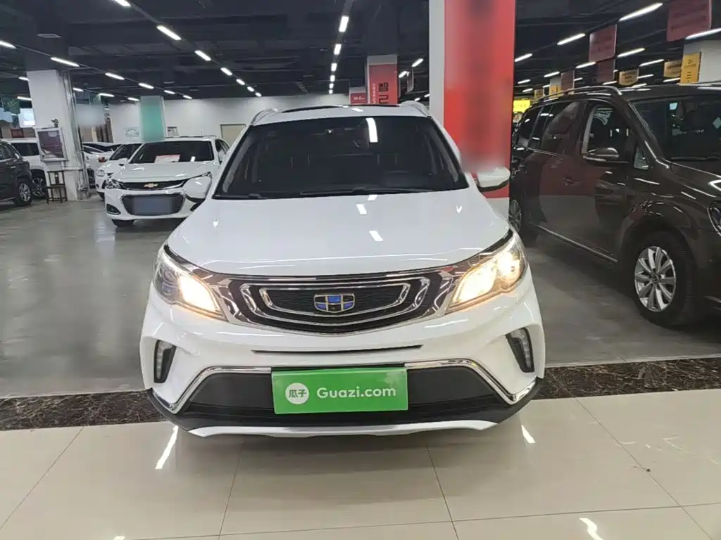 Geely Vision X3 — миниатюра 3