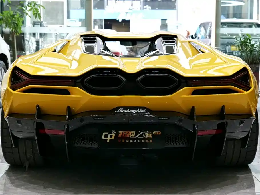 Lamborghini Revuelto 2023 6.5L PHEV Standard