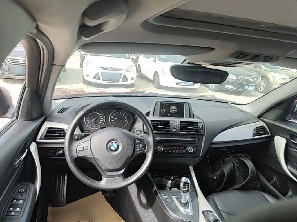BMW 1 Series (Import) — миниатюра 10