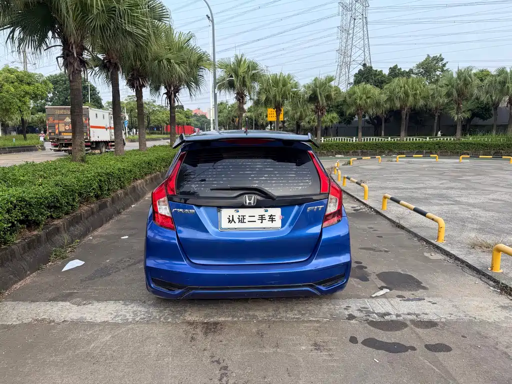 Honda Fit — миниатюра 5