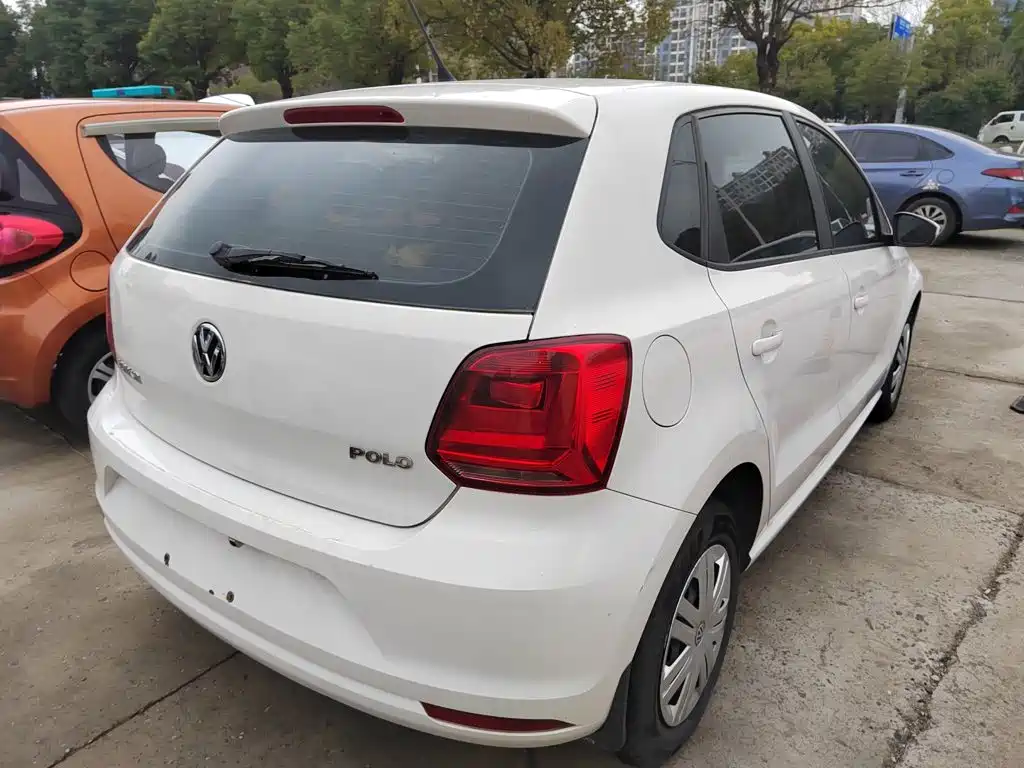 Volkswagen Polo — миниатюра 5