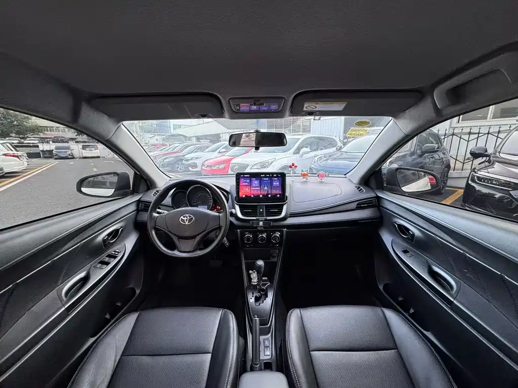 TOYOTA YARIS L ZHIXUAN