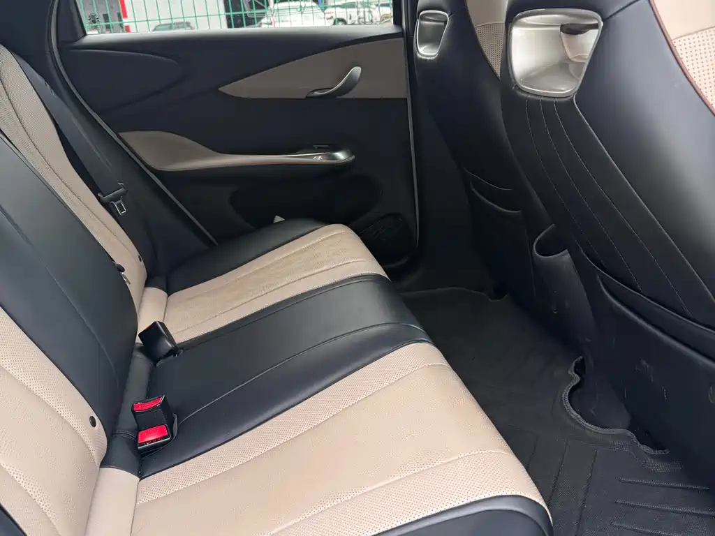 BYD Dolphin — миниатюра 16