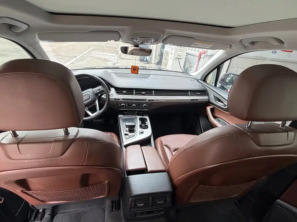 Audi Q7 2018 40 TFSI Comfort