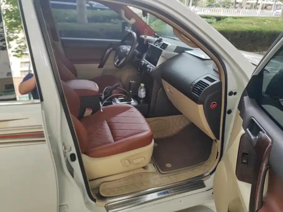 Toyota Prado (Import) — миниатюра 8