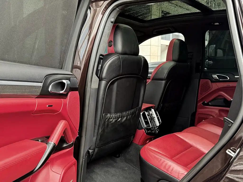 Porsche Cayenne 2015 Cayenne Turbo 4.8T