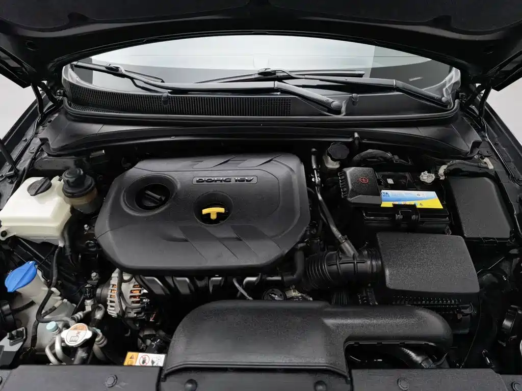 Hyundai Mistra — миниатюра 6