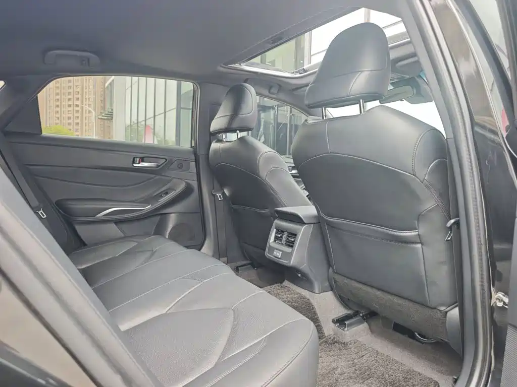 Toyota Avalon — миниатюра 7
