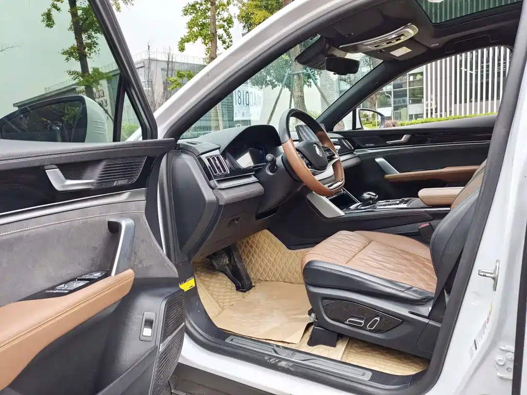 BYD Tang New Energy — миниатюра 9