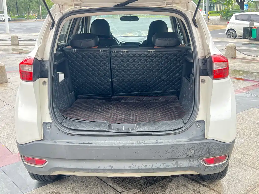 Changan CS15EV — миниатюра 13