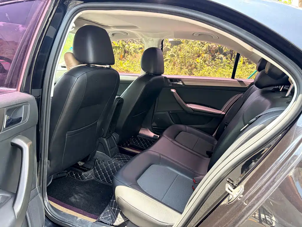 Volkswagen Santana 1.6L Auto Comfort Edition, фото 10