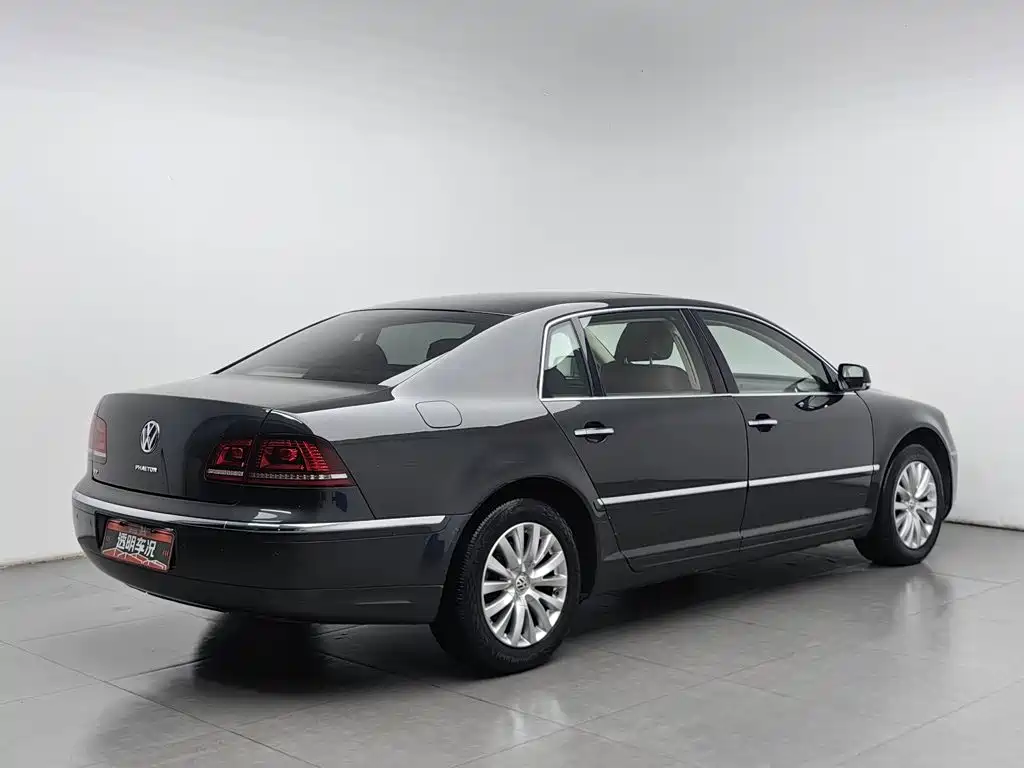 Volkswagen Phaeton — миниатюра 2