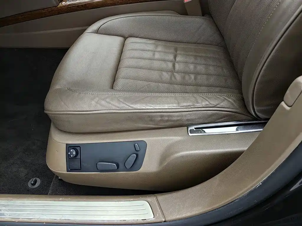 Volkswagen Phaeton — миниатюра 20