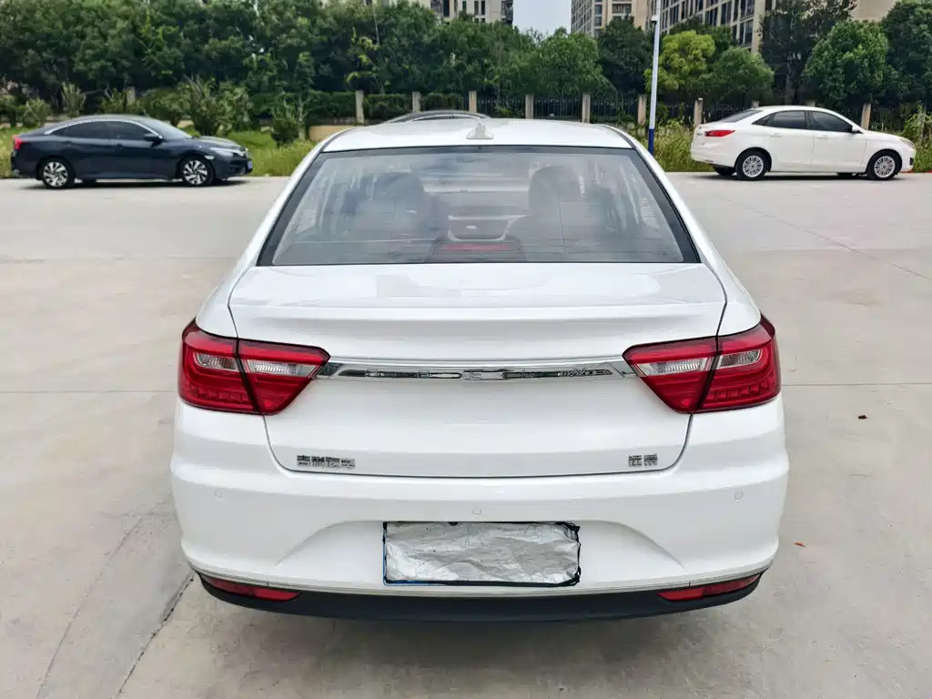 Geely Vision — миниатюра 6