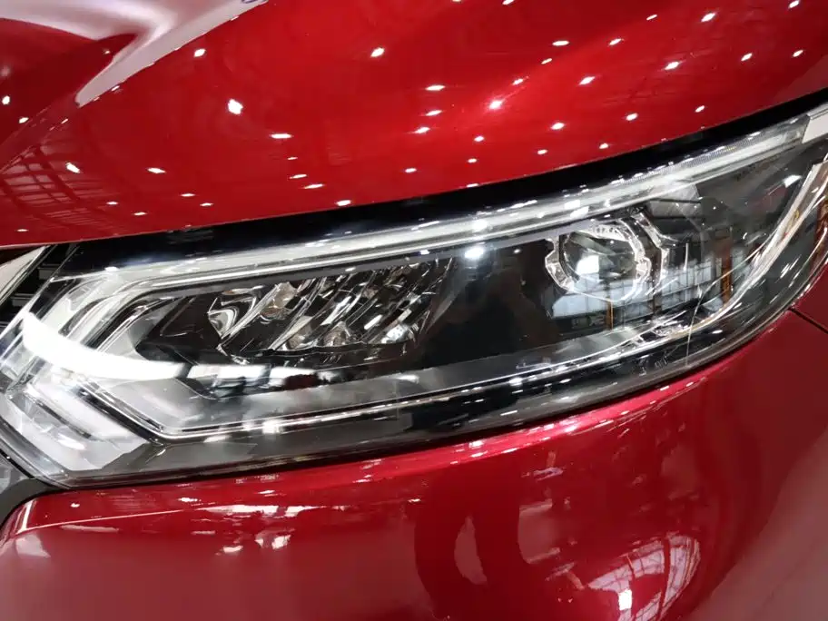 Nissan Qashqai — миниатюра 7