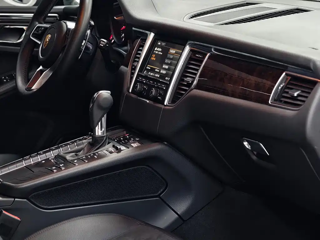 Porsche Macan 2016 Macan 2.0T