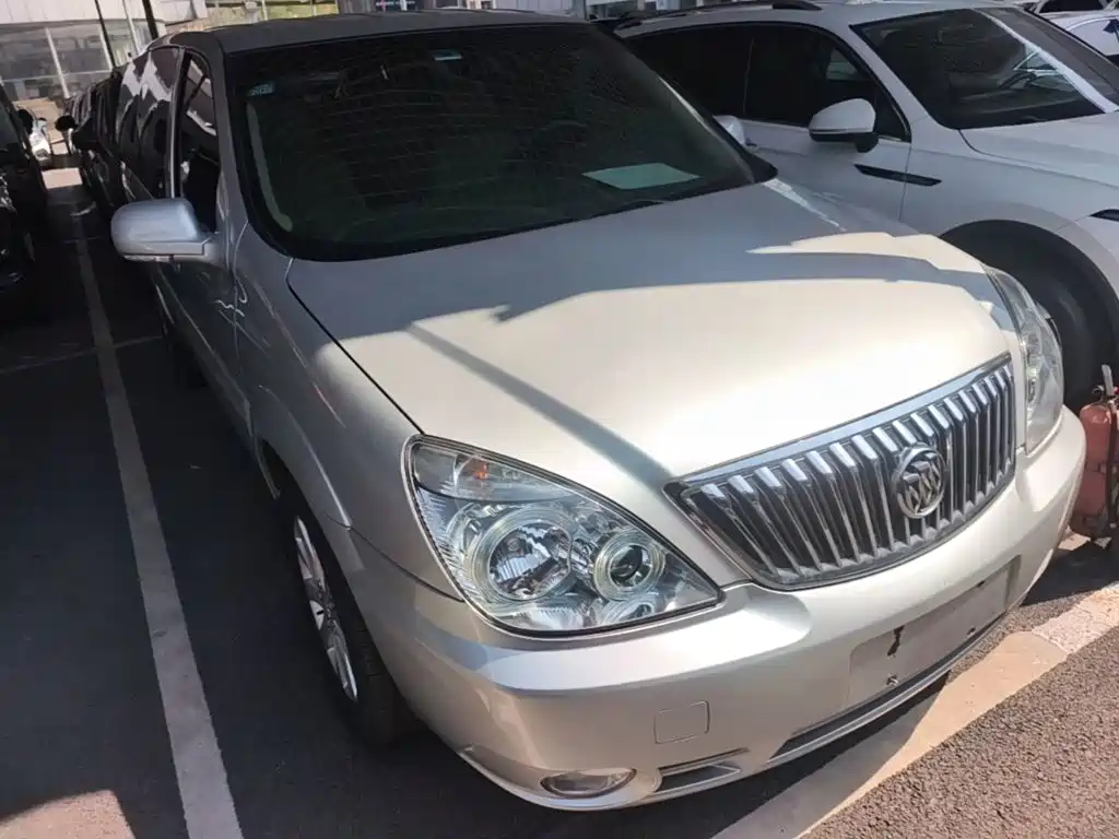 Buick GL8 — миниатюра 4