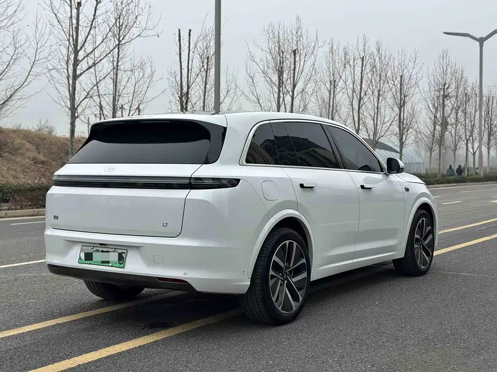 Li Auto IDEAL L7