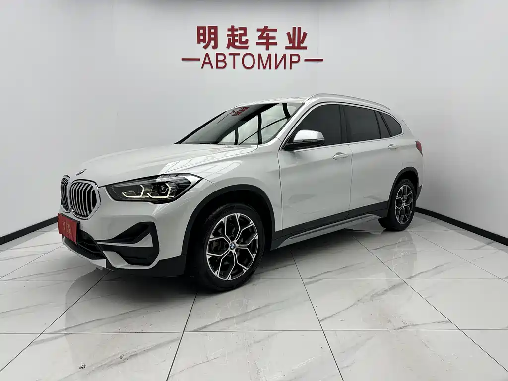 Купить BMW X1