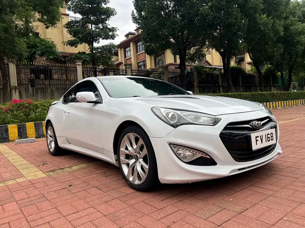Hyundai Genesis Coupe — миниатюра 3