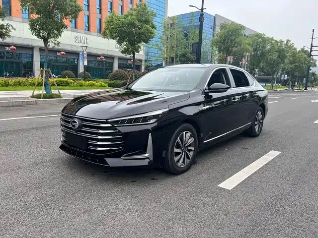 GAC TRUMPCHI GA8 2020