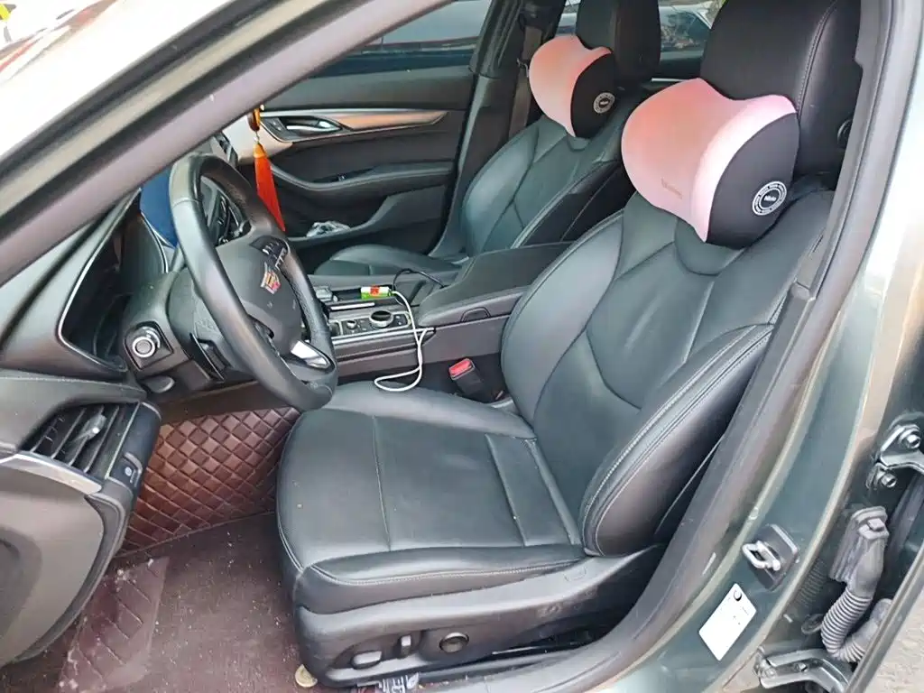 Cadillac CT5 — миниатюра 8